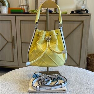 NWOT Yellow Quilted Drawstring Shoulder Bag